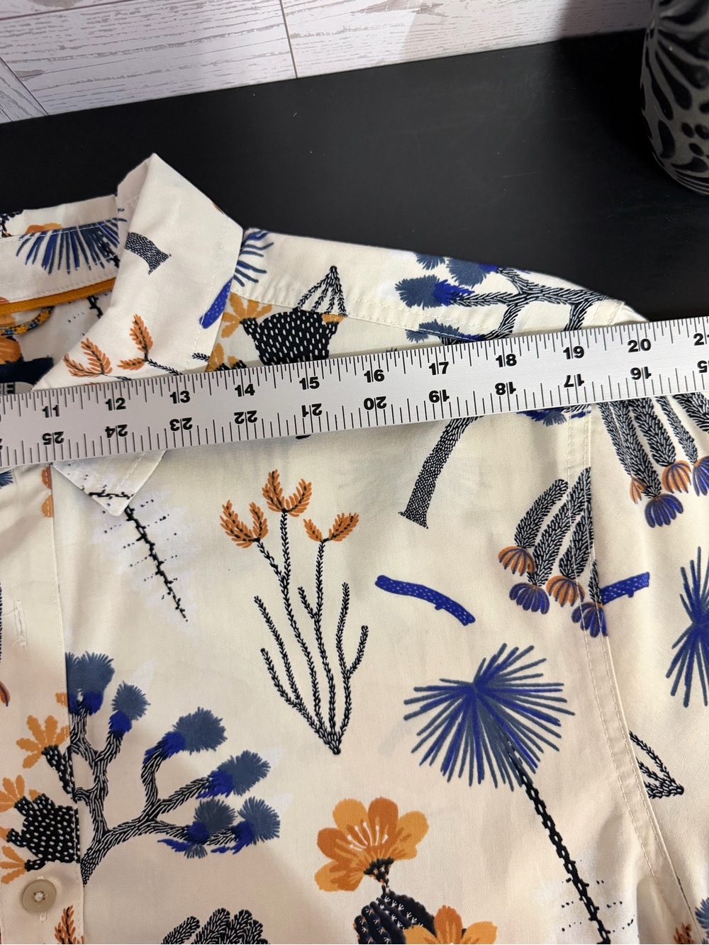 The North Face Men’s XL Short Sleeve Button-Up Desert Print Cotton Shirt - Picture 13 of 13